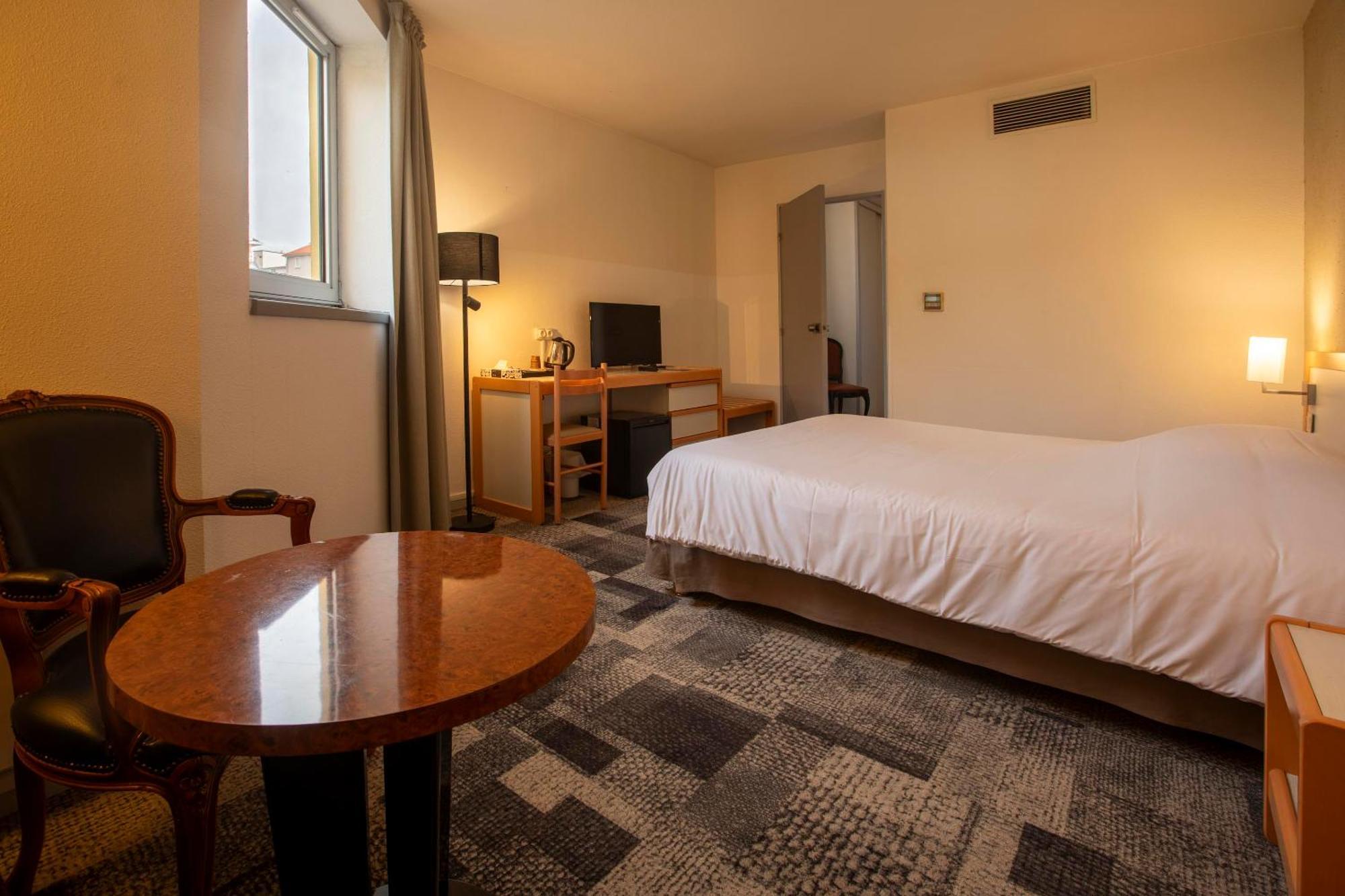 Paradis Hotel 4*