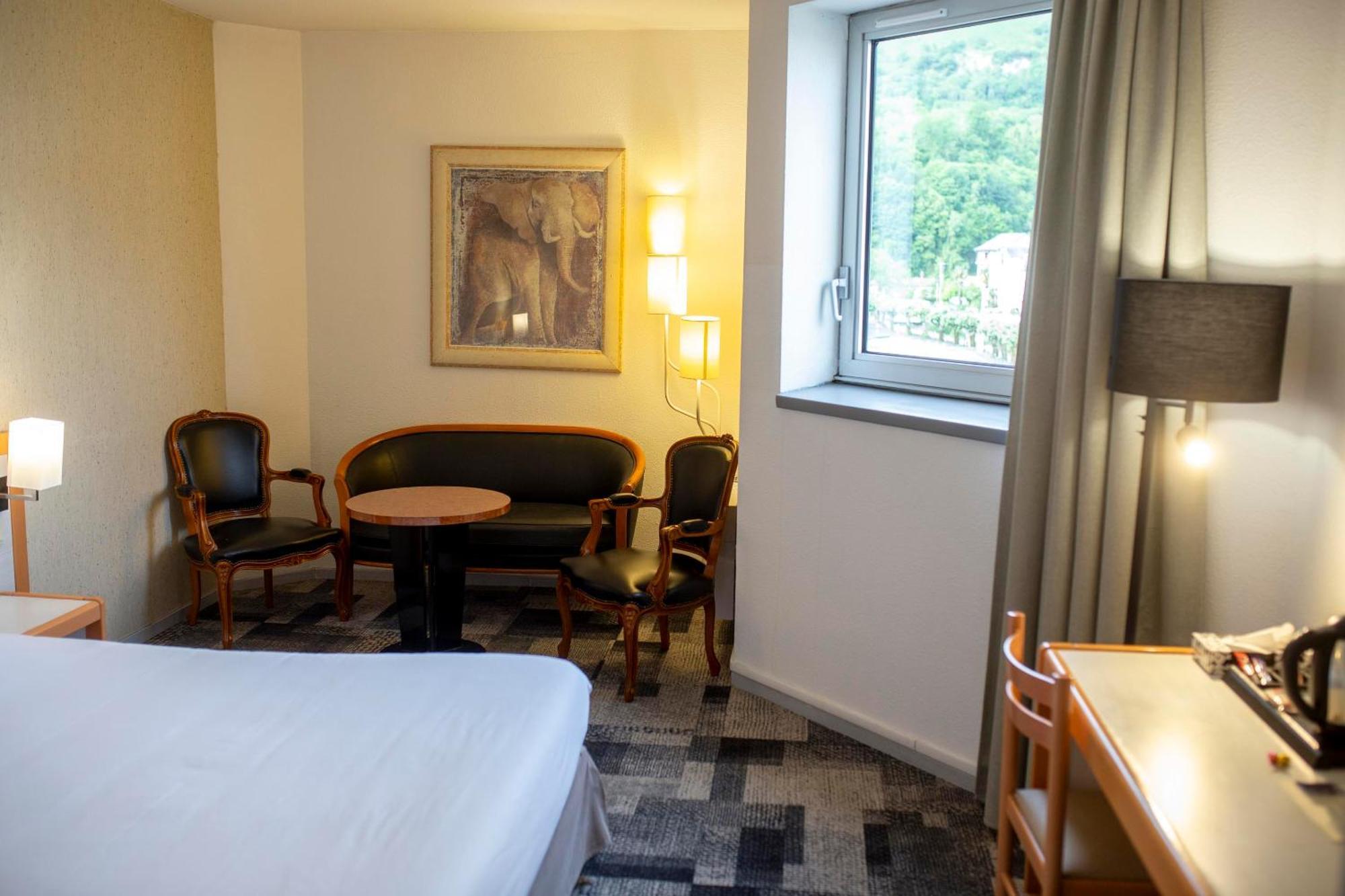 Hotel Paradis 4*