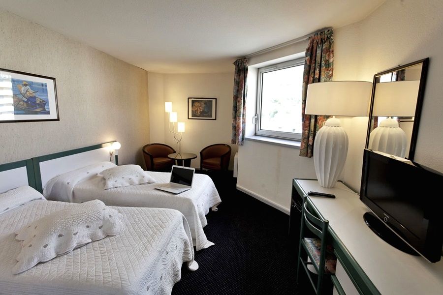 Paradis Hotel 4*