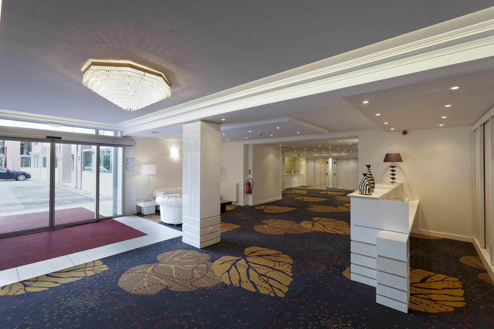 Paradis Hotel 4*